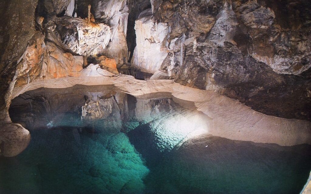 Cave of Lakes Kalavryta
